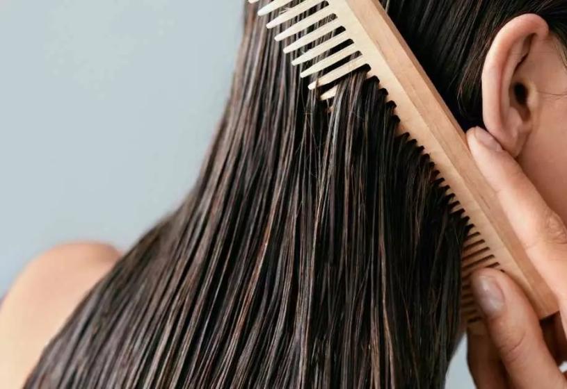 Caduta dei capelli in agosto e settembre: cause e soluzioni